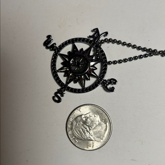 Disney Pirates 🏴‍☠️ of the Caribbean Compass Swarovski Necklace - Picture 8 of 9